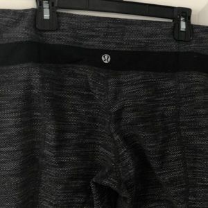 Lululemon yoga pants size 8